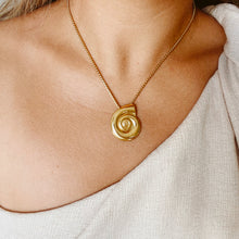 Load image into Gallery viewer, Kit Necklace